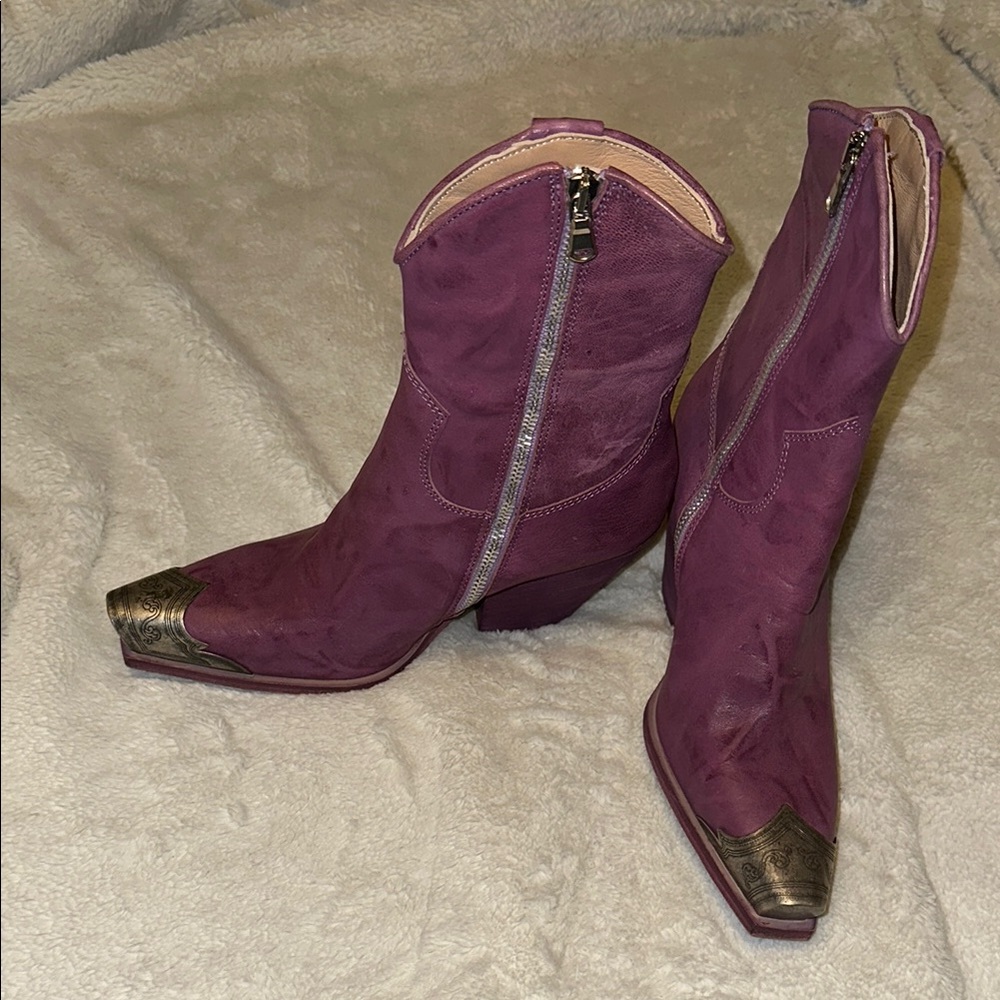 FREE PEOPLE Purple Leather Ankle Boots - Picture 2 of 12
